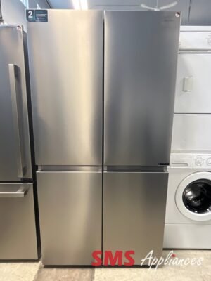Open Box Fridges RQ22A4CSD Hisense - Image 1