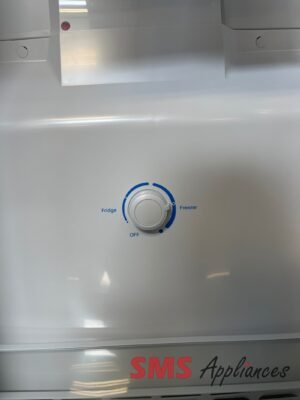 Open Box Freezers FFUE1326AV Frigidaire - Image 3