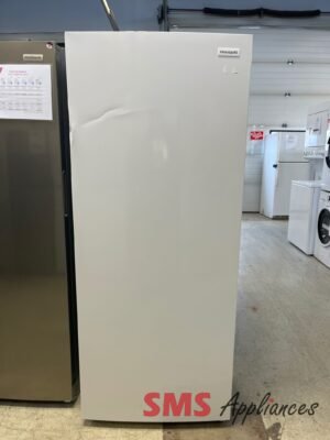 Open Box Freezers FFUE1626AW Frigidaire - Image 1