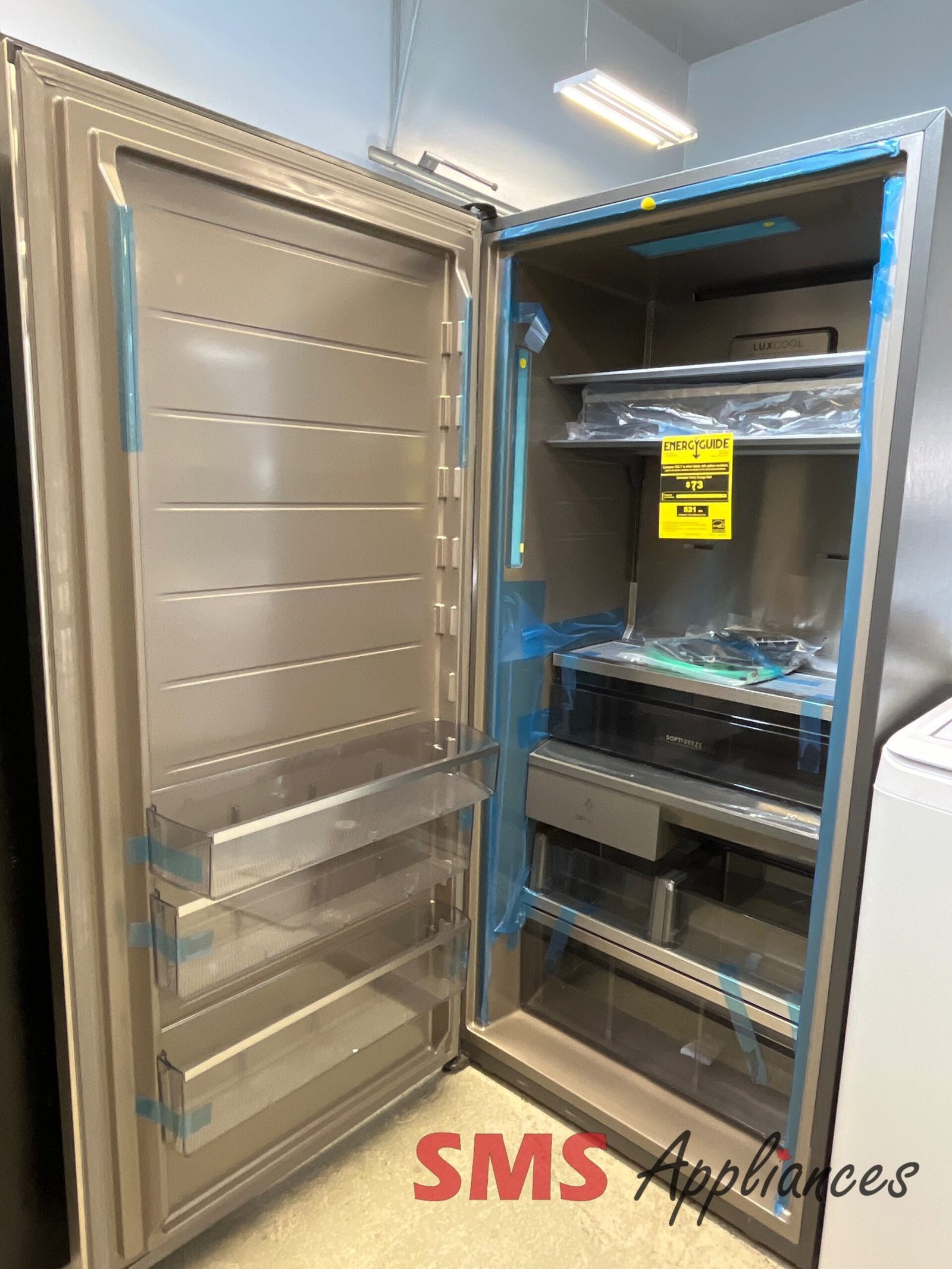 Open-Box-Freezers-EI33AF80WSB-2-scaled-1.jpg Open Box Freezers EI33AF80WSB Electrolux - Image 2