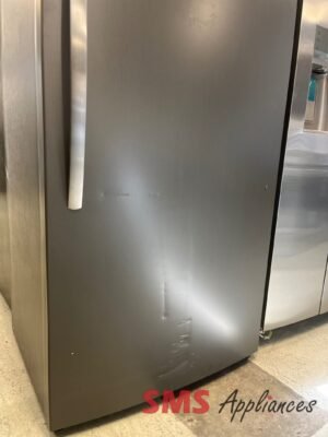 Open Box Freezers FFUE2024ANG Frigidaire - Image 4