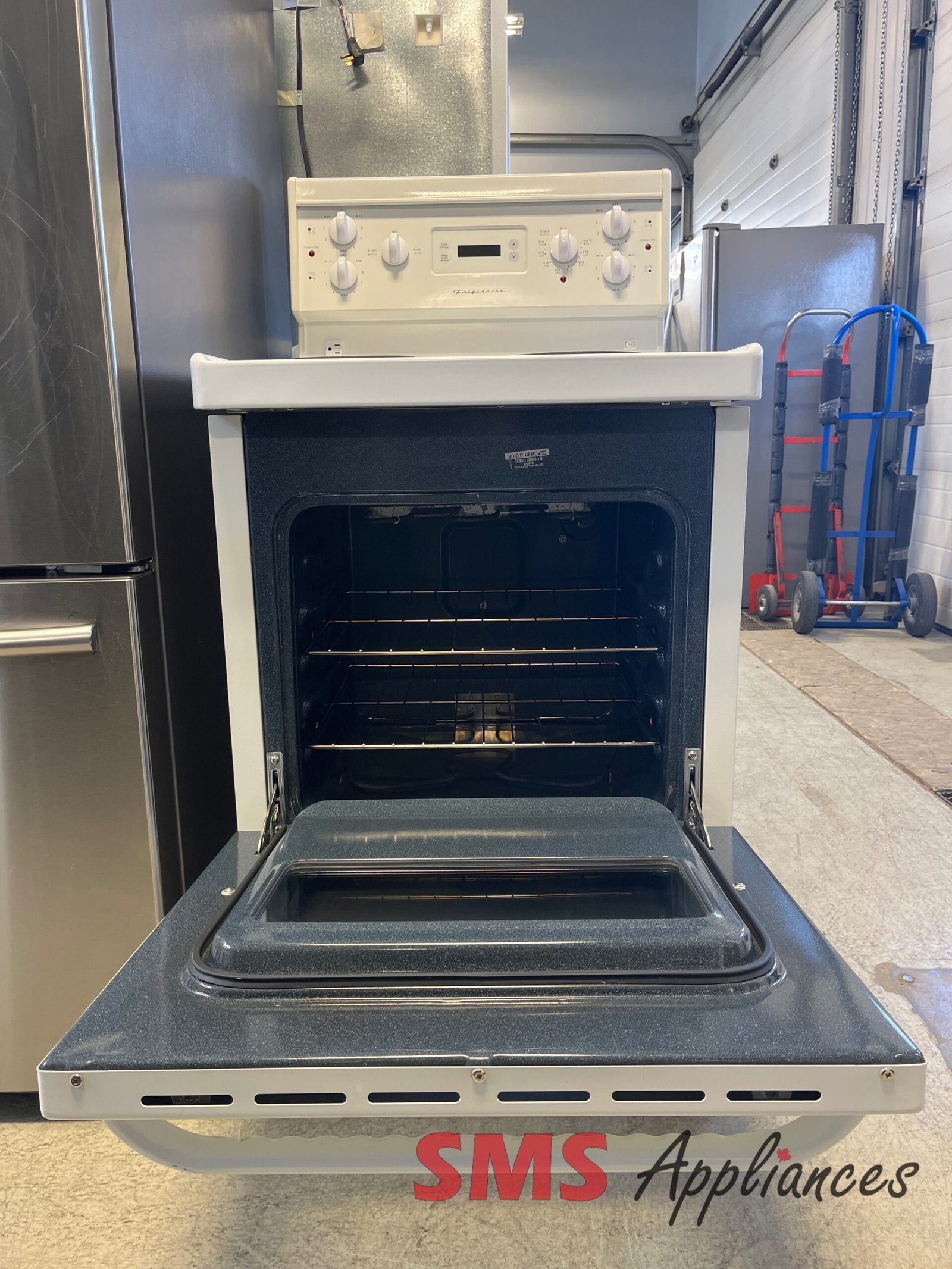 Refurbished-Stoves-Ranges-CFEF212CSS-2-2-scaled-1.jpg Refurbished Stoves / Ranges CFEF212CSS Frigidaire - Image 2