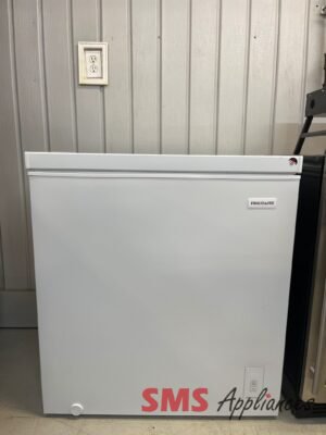 Open Box Freezers FFCS0762AW Frigidaire - Image 1