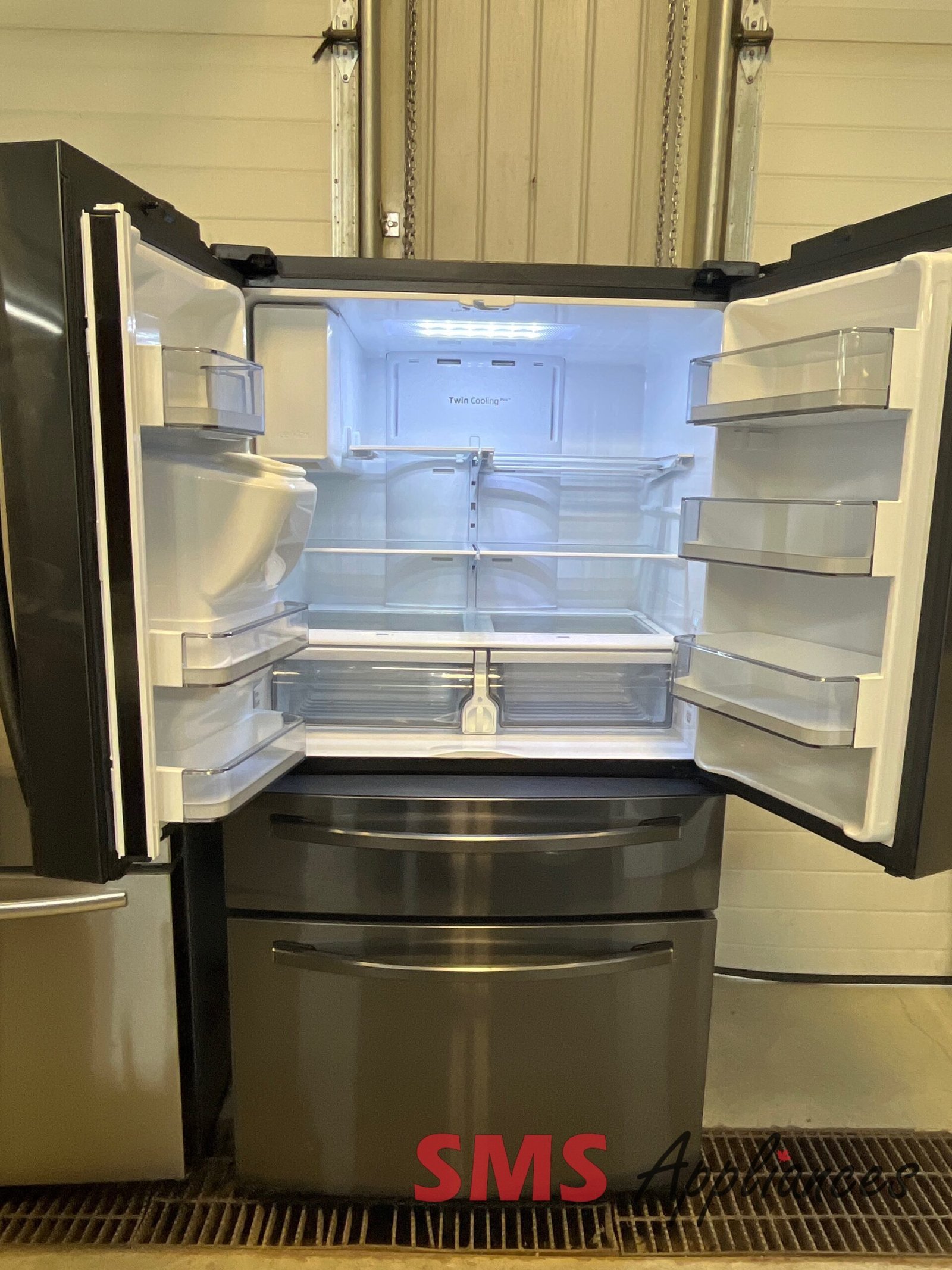 Refurbished-Fridges-RF24R7201SG-2-4-scaled-1.jpg Refurbished Fridges RF24R7201SG Samsung - Image 2