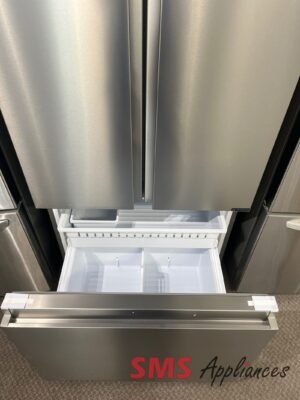 Open Box Fridges RF266C3FSE Hisense - Image 7